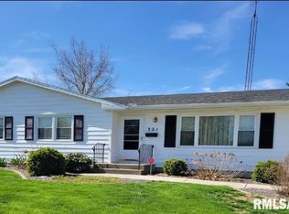 321 Collier Dr, Springfield, IL 62704