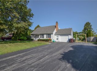 438 Allegany Dr, Rochester, NY 14626