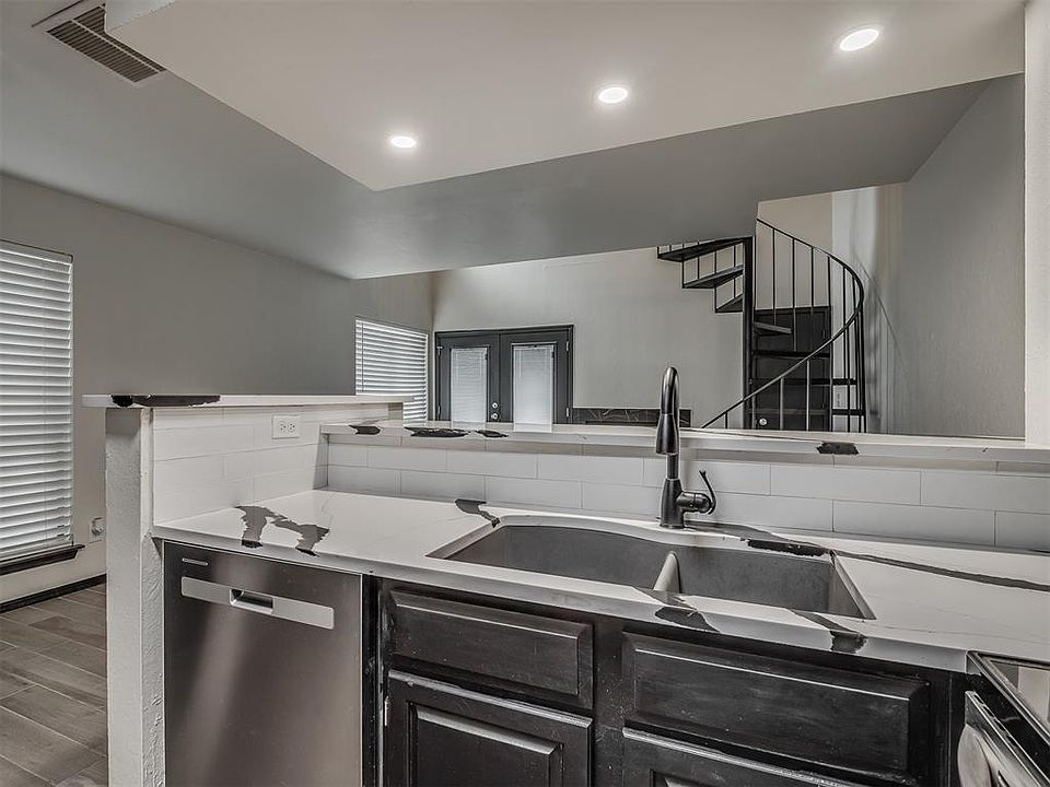 1st image of 11510 N May Ave #B202