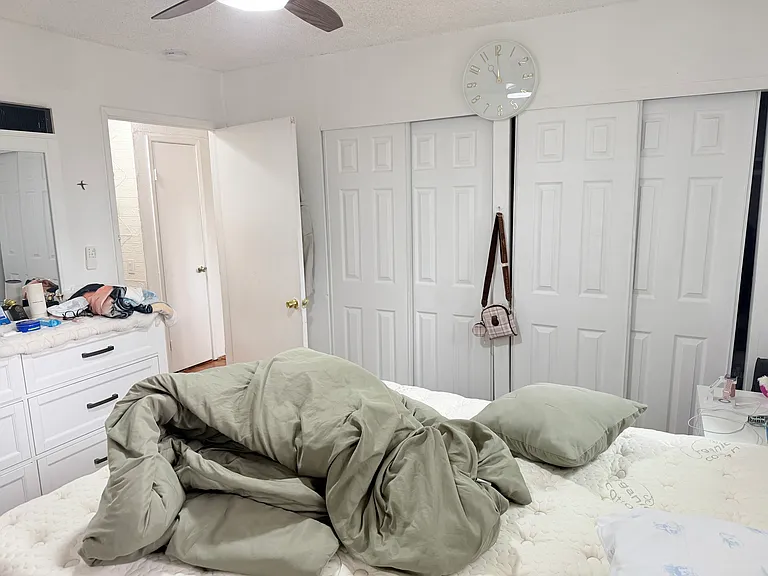 1260 E Washington Ave #5 — Photo 11