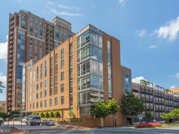 12025 New Dominion Pkwy APT 209, Reston, VA 20190