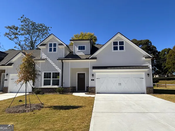20 Village Ct #17, Cleveland, GA 30528