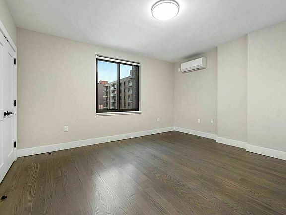 4th image of 2885 W 15th St APT 4A