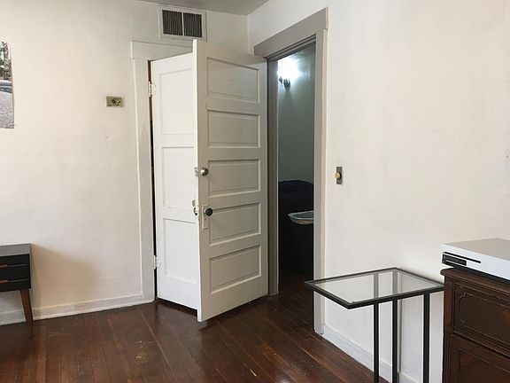 4th image of 42 W Thomas Ln #12