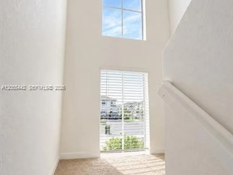 1680 SE 8th Ave #Townhouse 1680 — Photo 6