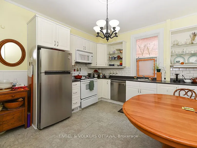 81 3rd Ave #1 — Photo 11