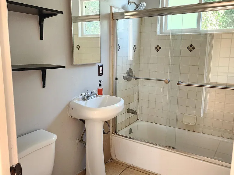 1252 S La Jolla Ave #8 — Photo 6
