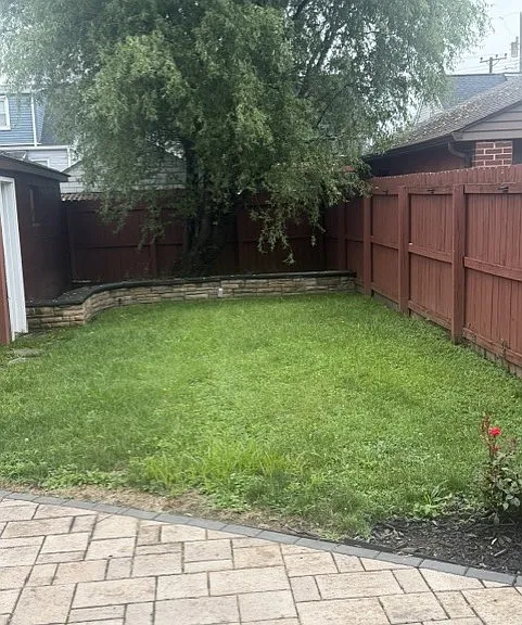 2521 Mayfield Ave — Photo 11