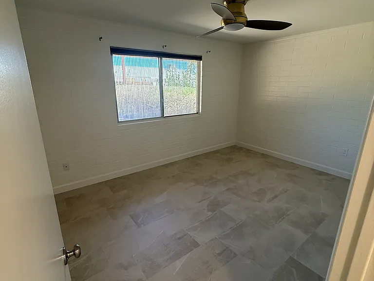 2nd Bedroom