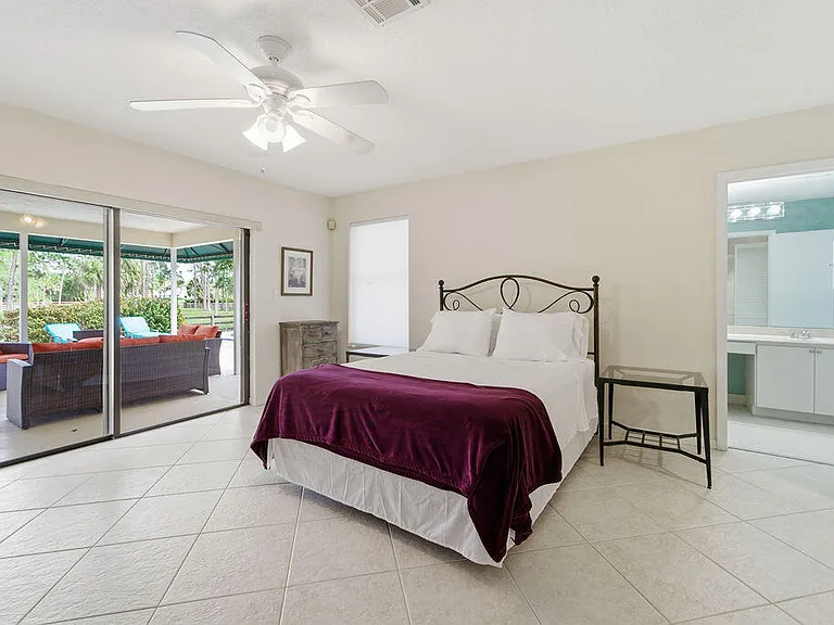 5562 Reynolds Rd — Photo 7