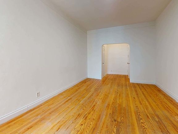 2nd image of 339 E 77th St #4E1