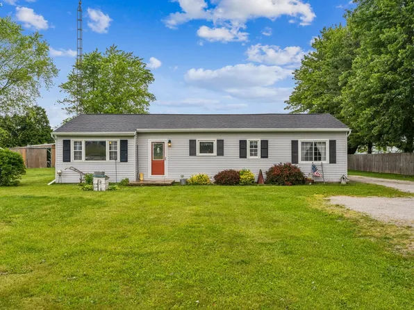 8399 W State Route 12, Fostoria, OH 44830