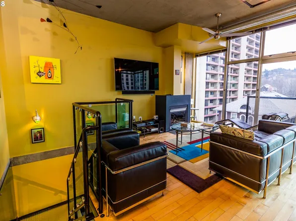 1410 SW 11th Ave, Portland, OR 97201