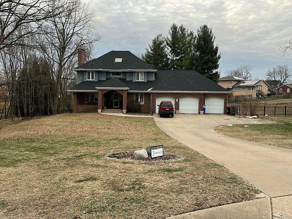 1st image of 3 Woodview Ct
