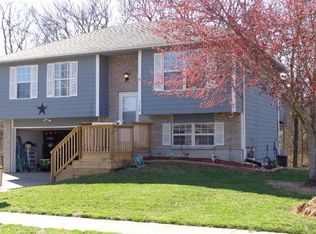 4108 S Phoenix Rd, Columbia, MO 65202