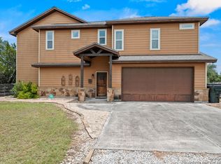 617 Lake Island, Canyon Lake, TX 78133