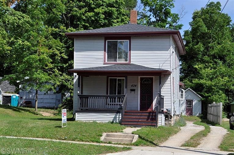 1st image of 434 E Lincoln Ave