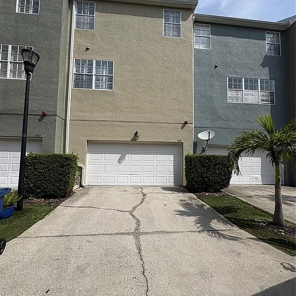 1407 Harbour Walk Rd — Photo 29