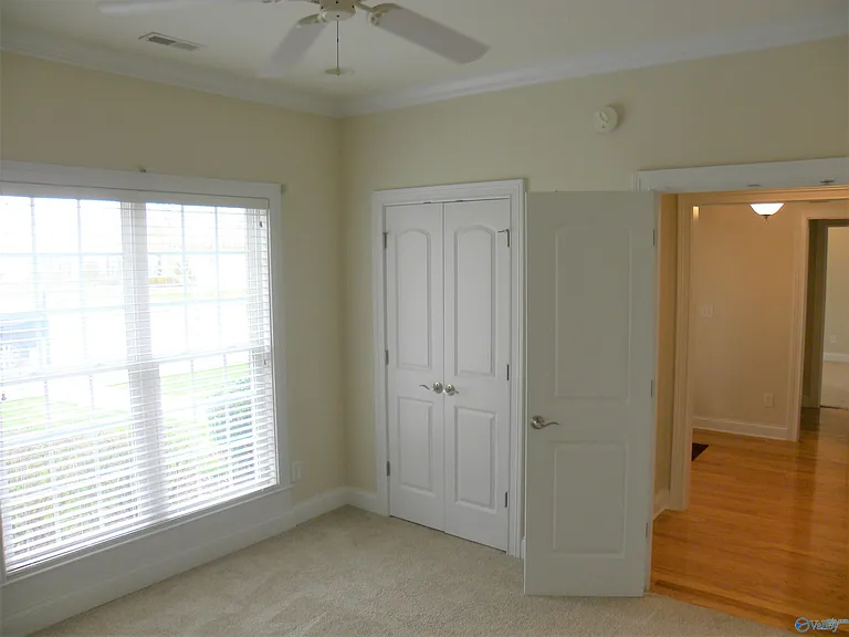 54 Belmont Pl — Photo 5