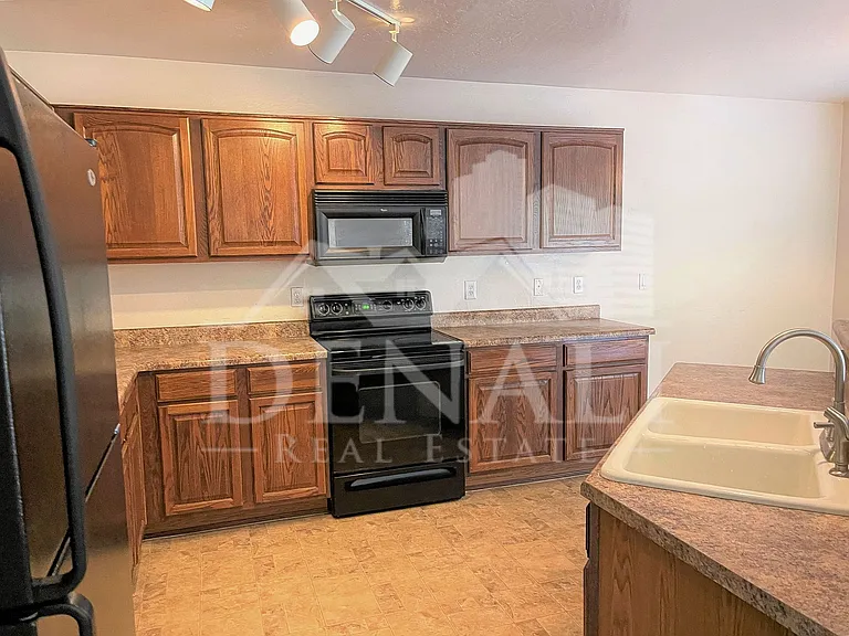31443 N Cactus Dr — Photo 5
