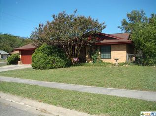 901 Holly St, Copperas Cove, TX 76522