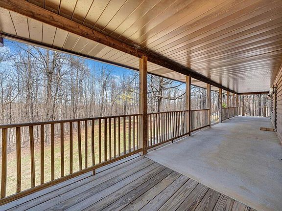 4th image of 661 N Briar Mountain Rd
