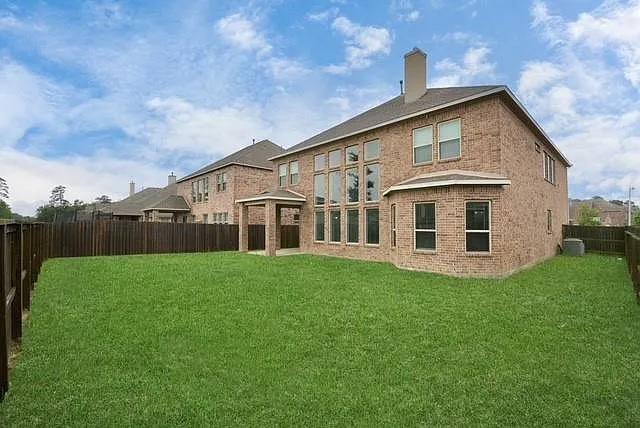22368 Misty Woods Ln — Photo 14