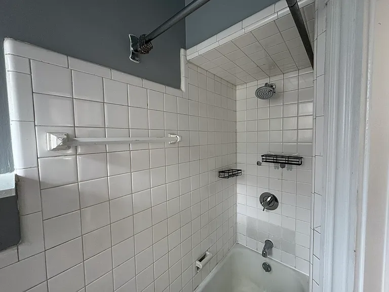 21 N Lime St #1 — Photo 4