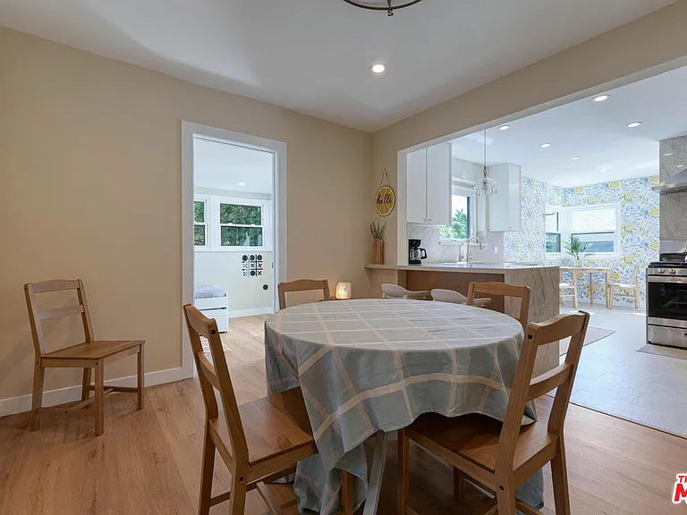 4147 Marcasel Ave — Photo 22