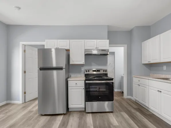 75 Fairview St, New Britain, CT 06051