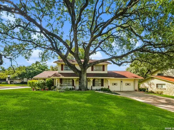 102 Da Gama, Universal City, TX 78148