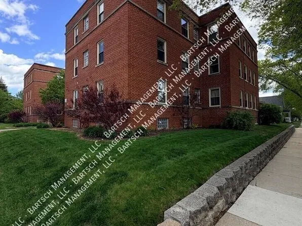 7833 W Beloit Rd #18, Milwaukee, WI 53219