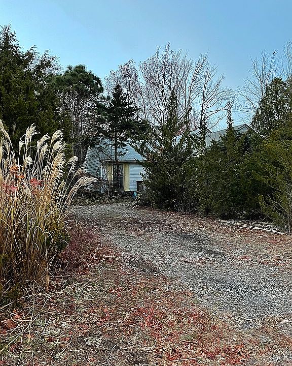 2nd image of 238 William Cook Blvd