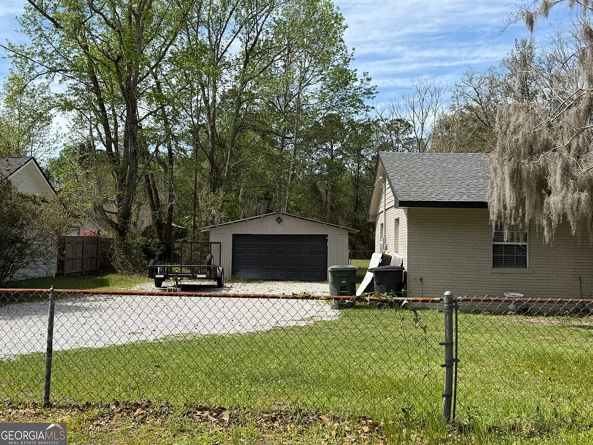 Building Photo - 216 Clarks Bluff Rd