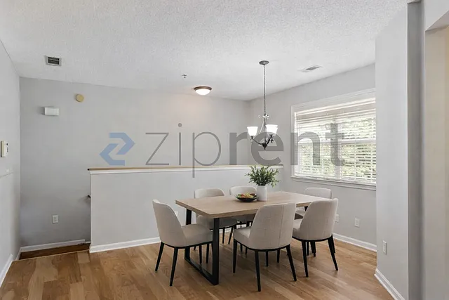 603 Spring Heights Ln SE #603 — Photo 4