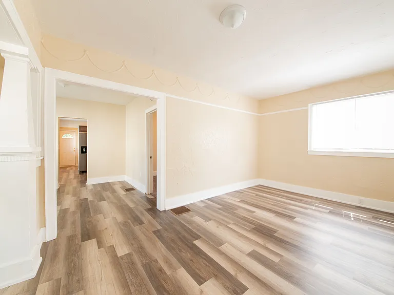1130 Lafayette Ave SE — Photo 31