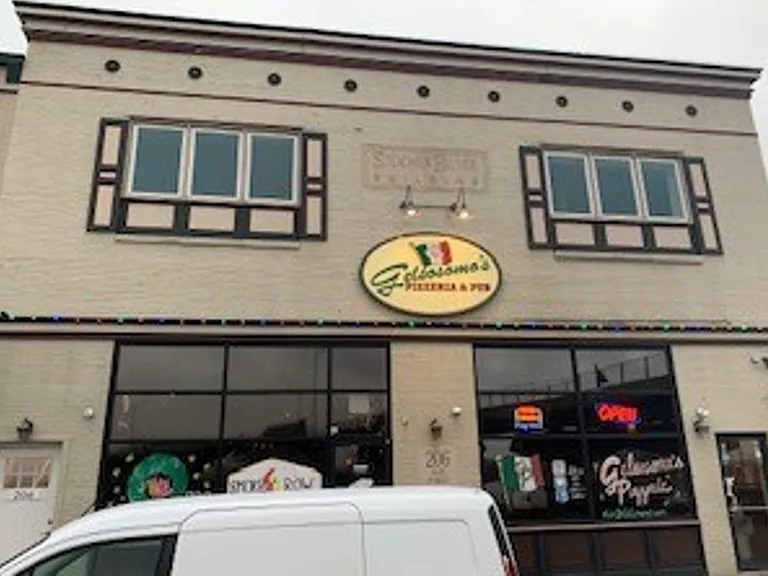 206 Main St — Photo 1