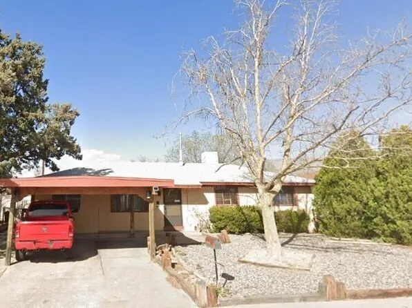 4617 Hilton Ave NE, Albuquerque, NM 87110