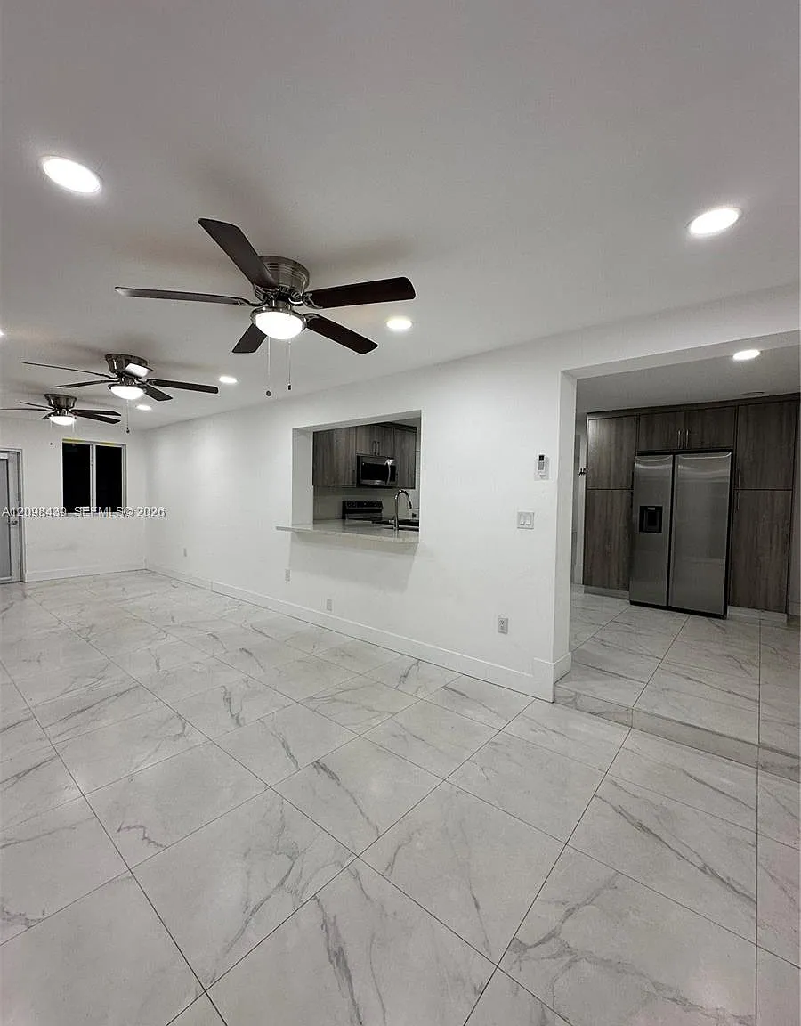 Hialeah 12th Addn Rev & A — Photo 4