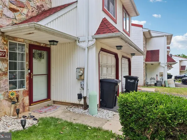 4449 Ernie Davis Cir, Philadelphia, PA 19154