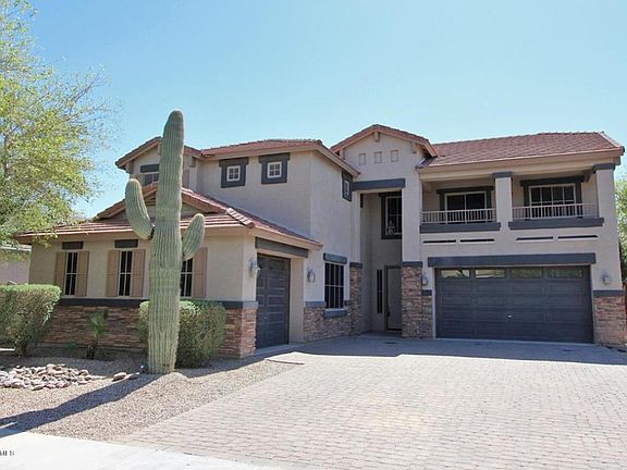 3rd image of 1319 E Prickly Pear Dr