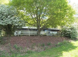 80 Cross Rd, Franklin, NC 28734