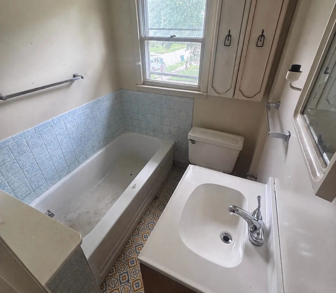 Own a Duplex Opportunity for Only $1,200/mo — Photo 4