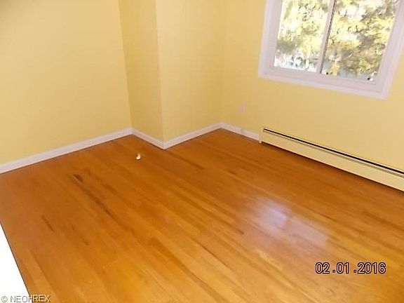 5th image of 209 Forestwood Dr