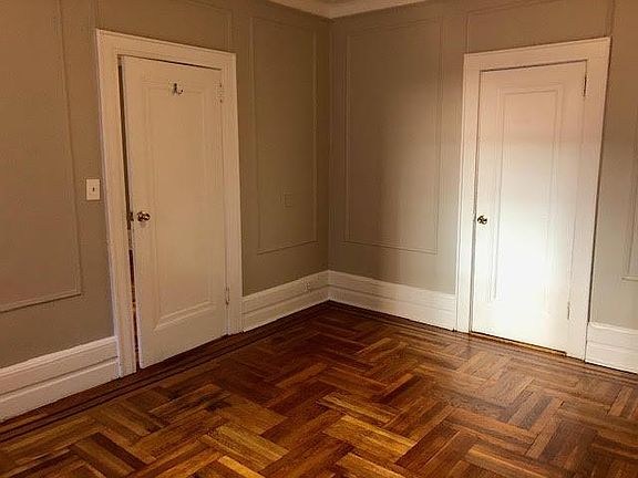 5th image of 285 Lincoln Ave APT 5