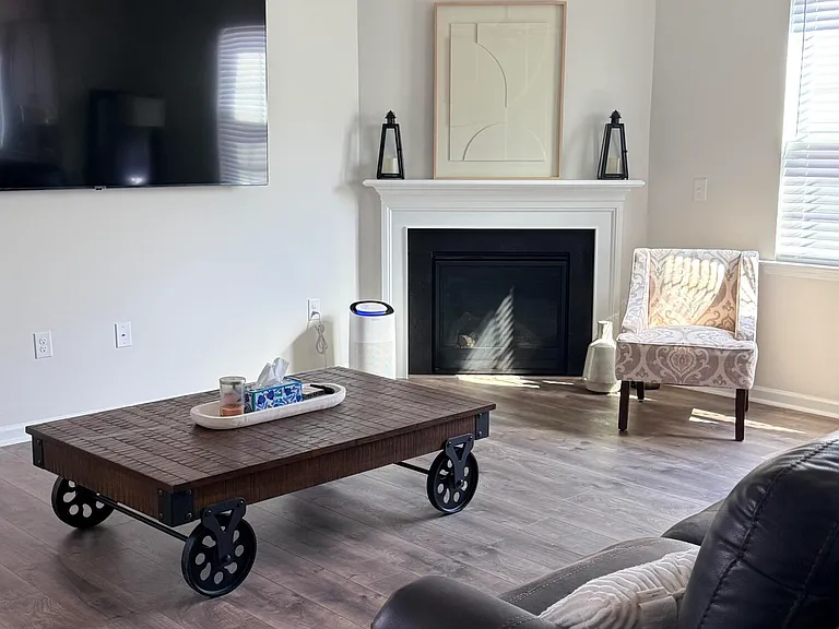 1105 Kenza Ct — Photo 7