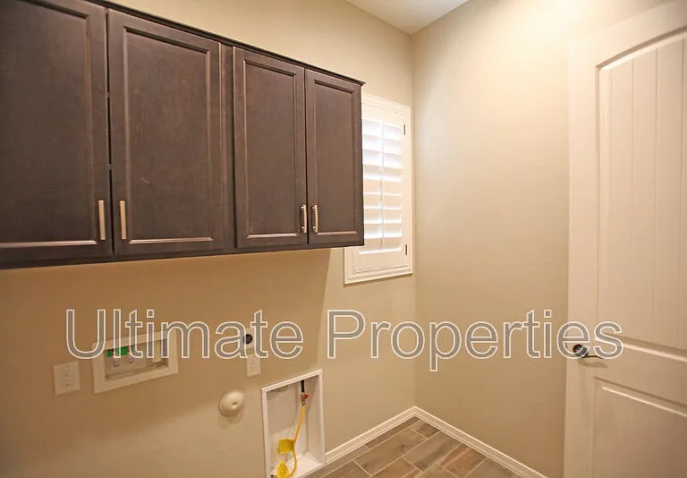 16077 W Montana De Oro Dr — Photo 20