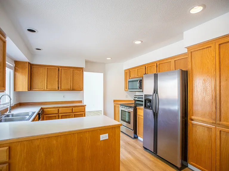 8471 SW Bonaventure Ln — Photo 9