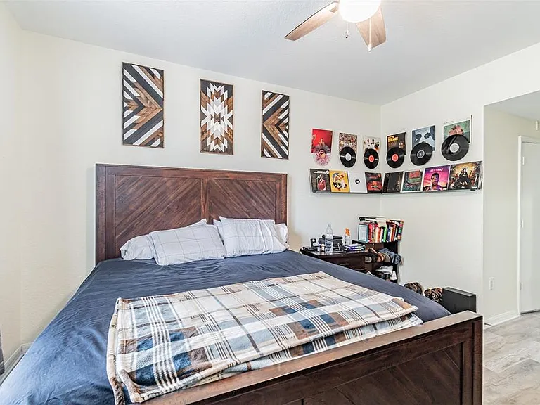 402 S Armenia Ave #116 — Photo 17