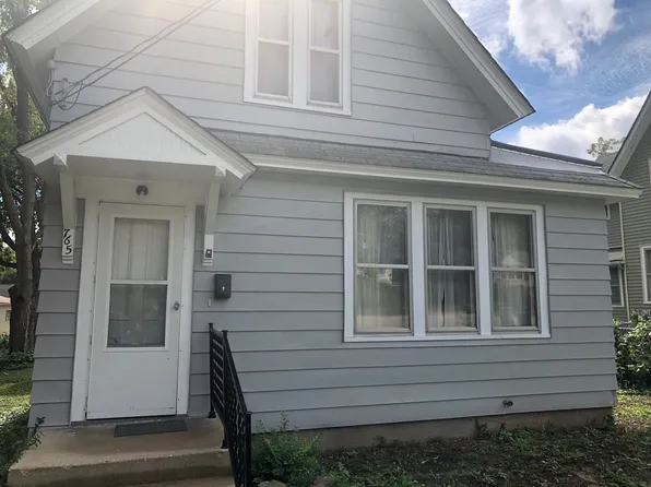 765 Bluff City Blvd, Elgin, IL 60120